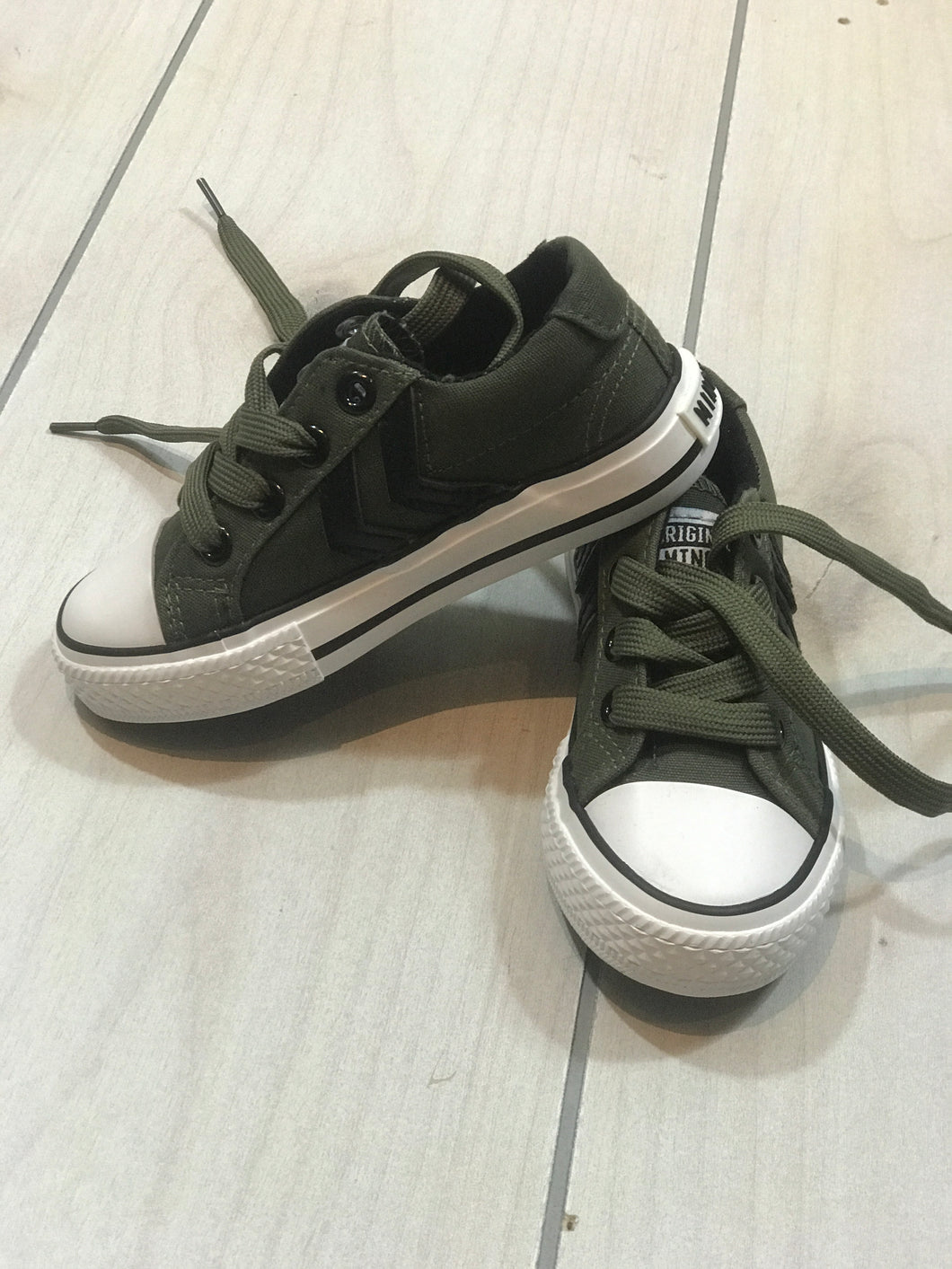 Funkfeets Unisex Mint Green Sneakers – Funkfeets Sneakers